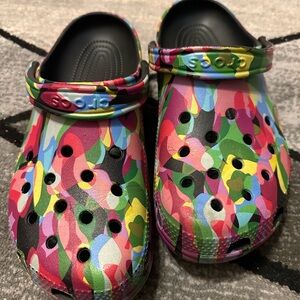 EUC Unisex Colorful Crocs